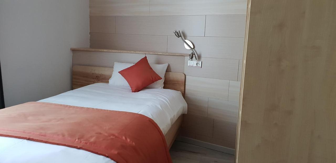 Wasselonne Logis Hotel Restaurant Hostellerie De L'Etoile מראה חיצוני תמונה